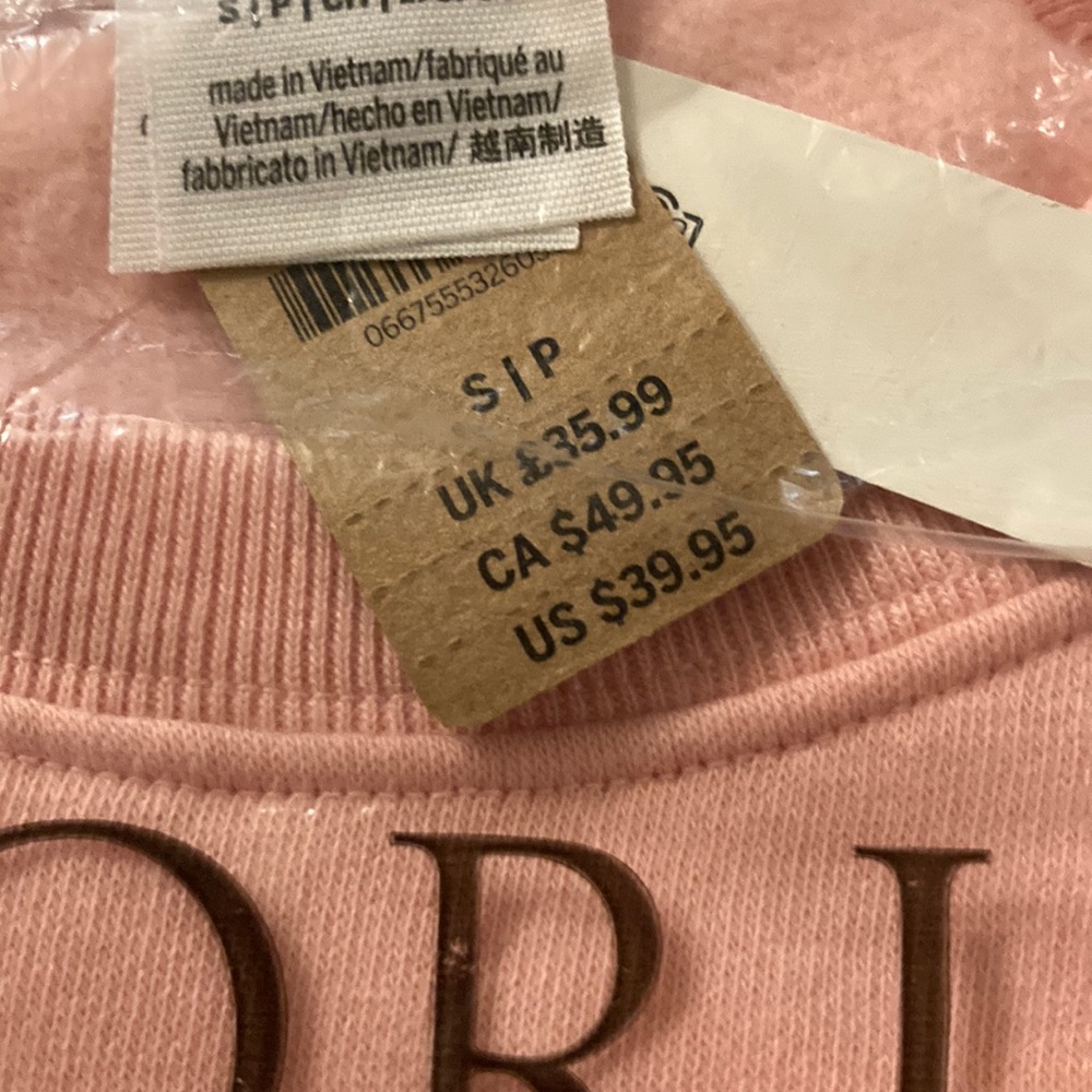 PINK VICTORIA SECRET Sweatshirt!